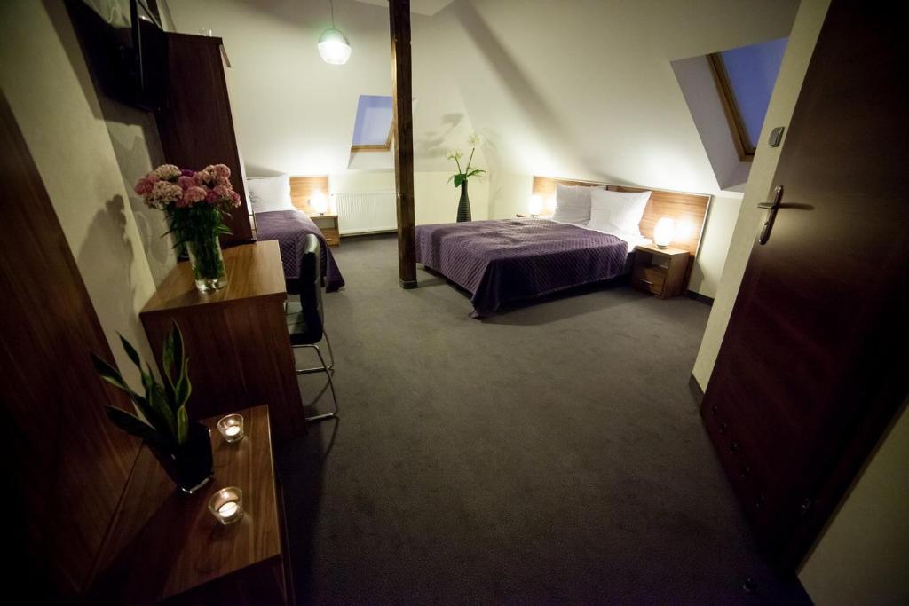 Gosciniec Nad Goplem Hotel Grodztwo Room photo
